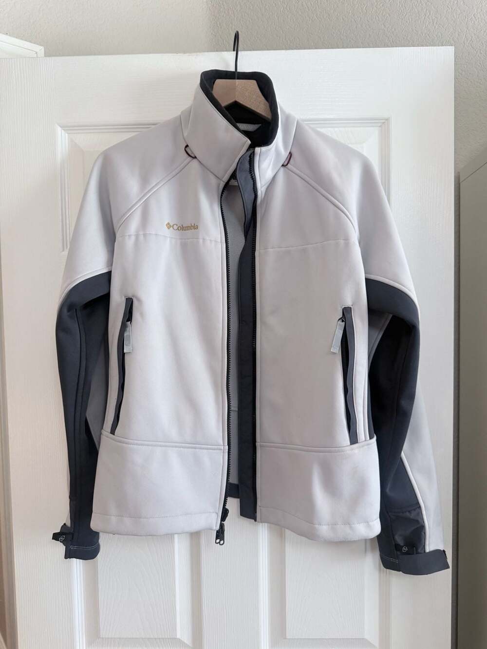 Columbia Titanium Women's Softshell Interchange Waterproof Jacket Gray Size L